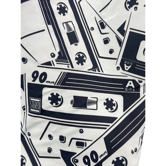 Kanalei Bay NWT Cassette Print Mens Swim Shorts L Black White Lined Beach Summer - Picture 3 of 10